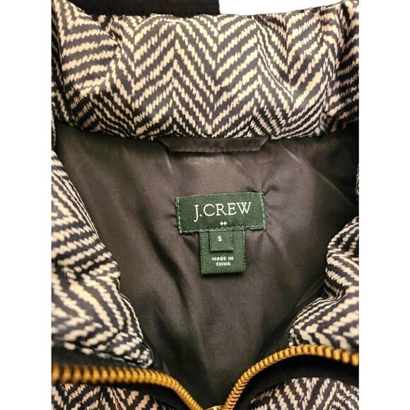 J.Crew Down Filled Vest herringbone black white pattern womens Small Quilted - Picture 2 of 9